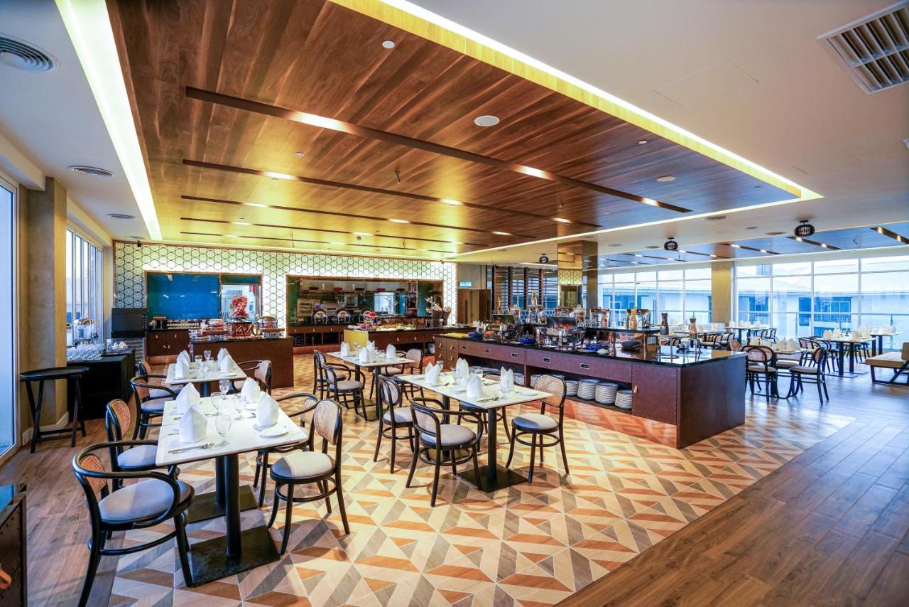 Mercure Langkawi Pantai Cenang Hotel 4*